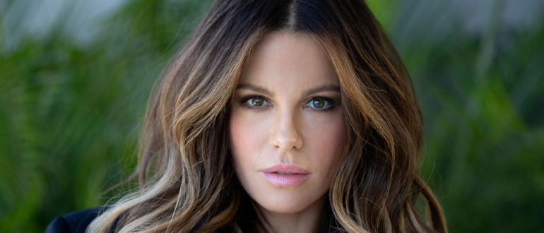 Sie wurde geboren, um Bikinis zu tragen!  Kate Beckinsale zieht jeden Badeanzug aus, den sie trägt