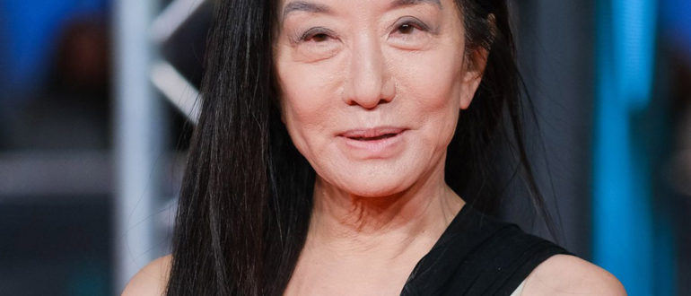 Die 73-jährige Wong in Top und Shorts wurde mit ihrer 30-jährigen Tochter verwechselt!