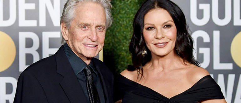„Er ist ein Opa!“  Zeta Jones fängt einen Kuss mit ihrem 78-jährigen Ehemann ein