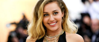 Miley Cyrus in einem sehr aufschlussreichen Kleid feierte den Erfolg ihres neuen Songs