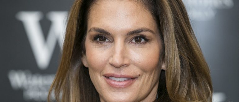 „Eclipsed Mom On The Podium“: Wie sieht die 21-jährige Tochter von Cindy Crawford aus?