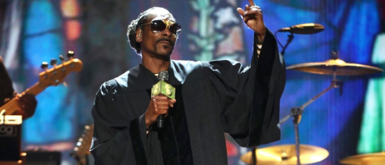 „Religion hat sein Leben komplett verändert“: Snoop Dogg bezeichnet sich selbst als wiedergeborenen Christen