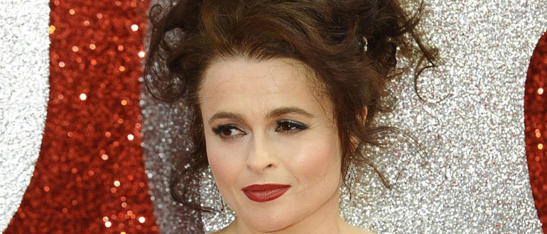 „Sie hat graue Haare und einen verrückten urbanen Stil!“  So sieht Helena Bonham Carter heute aus