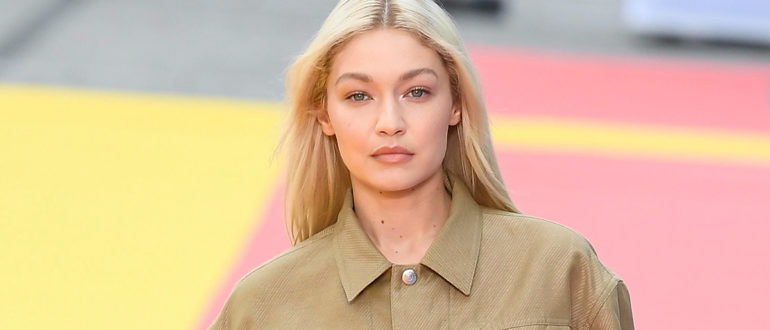 „Der Ausdruck auf ihren Gesichtern ist unbezahlbar!“  Gigi Hadid läuft in einem Rock durch New York, der absolut alles preisgibt