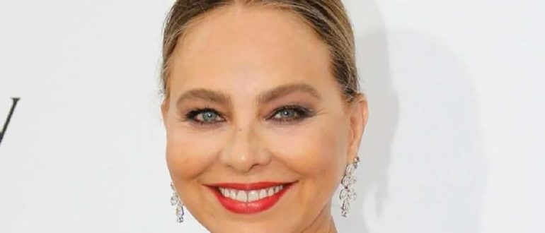 „Kurze Shorts und kein Tropfen Cellulite.“  Die 65-jährige Ornella Muti begeisterte die User mit einer schlanken Figur