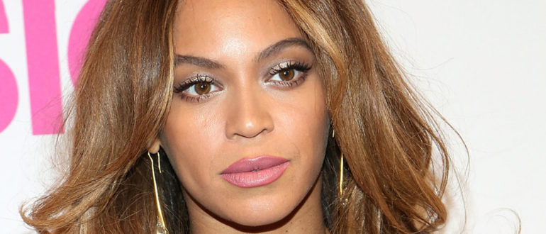 „Look Like Peers“: Unvergleichliche Beyoncé teilte Fotos mit ihrer Mutter!