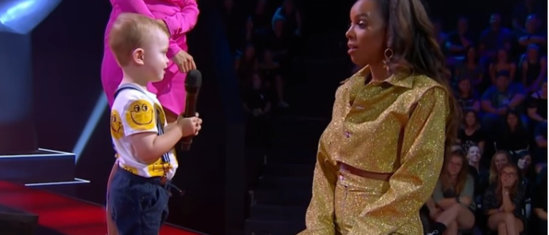 „He Stole The Show!“: Der entzückende Auftritt eines 2-jährigen Jungen bei „The Voice“