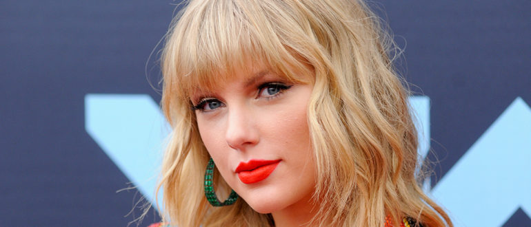 „Verrückt verliebt“: Taylor Swift beginnt nach der Trennung von Joe Alwyn mit dem Anführer der Rockband auszugehen